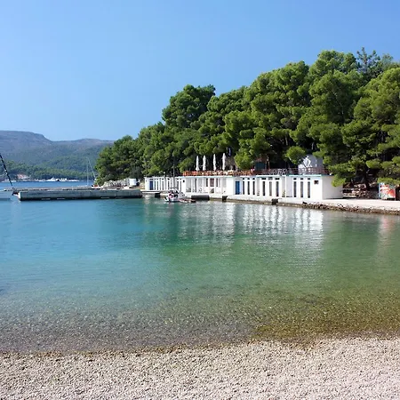Stari Grad 5730a Apartmán *